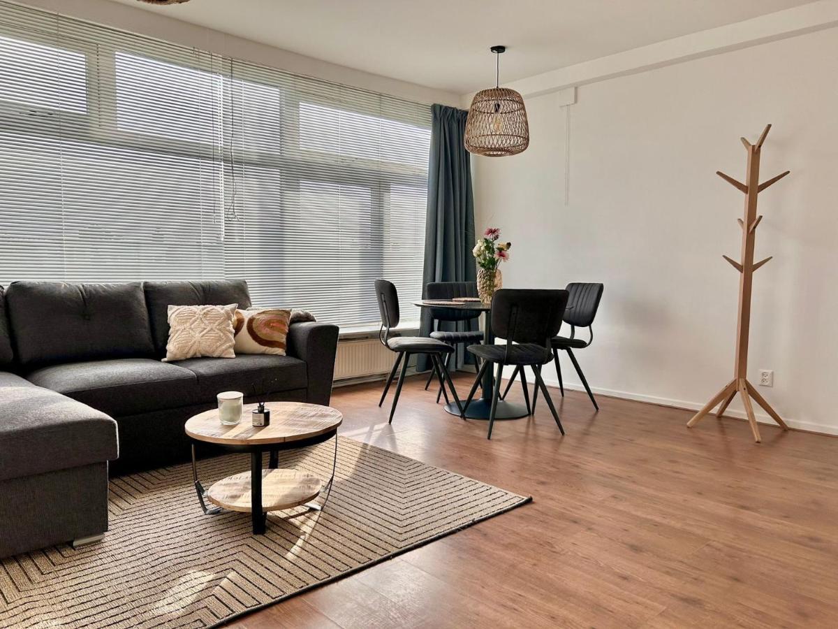 Amsterdam Beach Apartment 50, Incl Parking Zandvoort Bagian luar foto